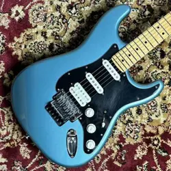 FENDER /PLAYER STRATOCASTER FLOYD ROSE HSS MAPLE FINGERBOARD / TIDEPOOL