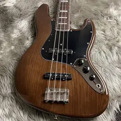 70S JAZZ BASS36
