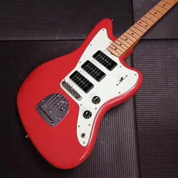 FENDER NOVENTA JAZZMASTER FIESTA RED 2021 USED ALDER BODY MAPLE NECK W/SOFT CASE
