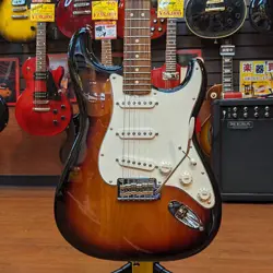 STRATOCASTER 2021 MADE