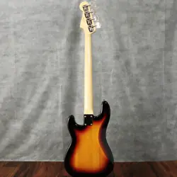 TRADITIONAL '60S PRECISION