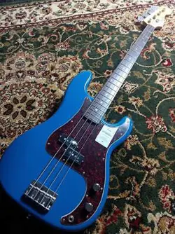 FENDER HYBRID II P BASS RW  FROM JAPAN
