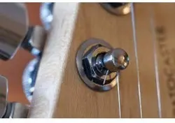 LOCKING STRATOCASTER/TELECASTER TUNING