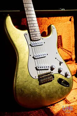 FENDER CUSTOM SHOP MBS ERIC CLAPTON STRATOCASTER GOLD LEAF BY MARK KENDRICK / SA