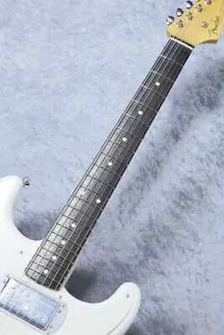 STRATOCASTER CUSTOM -WHITE