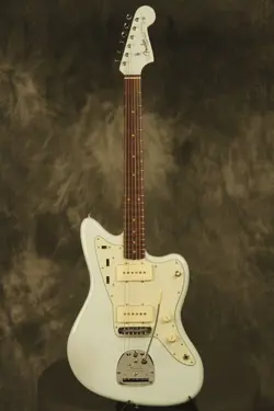 FENDER '62 JAZZMASTER