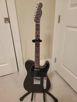 2017 FENDER GEROGE
