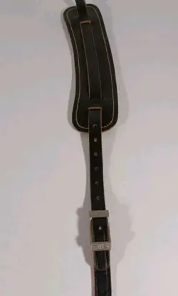 1970S VINTAGE FENDER BLACK LEATHER GUITAR STRAP