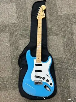 FENDER STRATOCASTER INTERNATIONAL COLOR SERIES MIJ - MAUI BLUE (ROC040212)