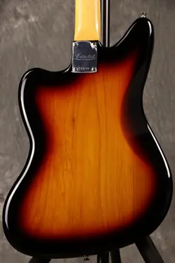 3-COLOR SUNBURST KURT