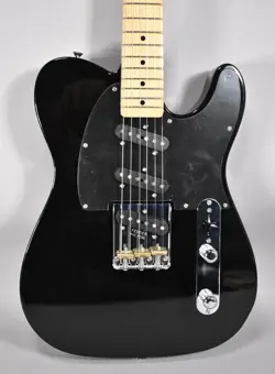 TELECASTER BLACK W/GIG