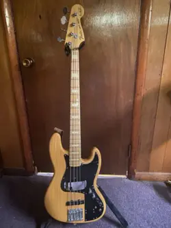 2008 FENDER MARCUS MILLER JAZZ BASS NATURAL ASH W/ ACTIVE EQ, NEAR-MINT JAPAN