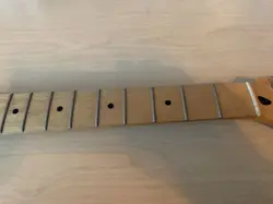 STRATOCASTER FRETBOARD
