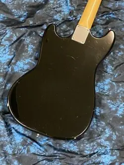 FENDER MUSICMASTER BASS