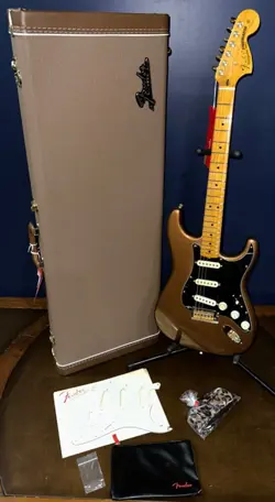 2023 FENDER BRUNO MARS STRATOCASTER LIMITED EDITION CUSTOM SHOP GUITAR MOCHA