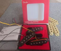 UNUSED FENDER VINTERA 50S STRATOCASTER PICKUP SET