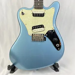 SQUIER BY FENDER PARANORMAL SUPER SONIC