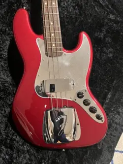 FENDER JAZZ DELUXE ACTIVE BASS GUITAR CANDY APPLE RED W/HSC