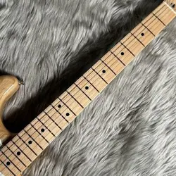 STRATOCASTER GOOD CONDITION