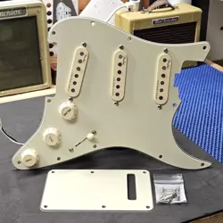 2017 FENDER USA AMERICAN ELITE SSS STRAT LOADED PICKGUARD - N4 NOISELESS PICKUPS