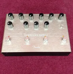 FENDER DOWNTOWN EXPRESS BASS MULTI-EFFECTS