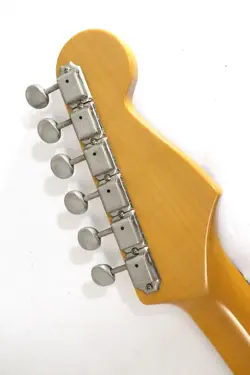 ST62-65L STRATOCASTER