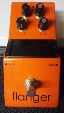 FENDER STARCASTER FLANGER GUITAR EFFECT PEDAL