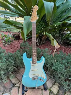 FENDER FSR CLASSIC PLAYER 60S STRATOCASTER 2015
