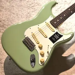 FENDER PLAYER II STRATOCASTER ROSEWOOD FINGERBOARD BIRCH GREEN #MXS24033491 3.54
