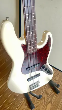 FENDER ACTIVE JAZZ BASS