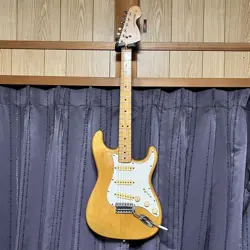MIJ '72 STARTOCASTER