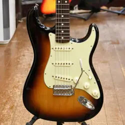 60S STRATOCASTER 2010