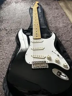 BLACK Q-SERIAL W/GIG