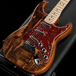 SPALTED MAPLE STRATOCASTER