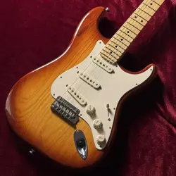FENDER AM PRO STRAT