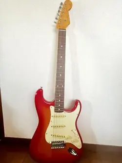 FENDER ELECTRIC GUITAR STRATOCASTER CHERRY SUNBURST W/GIG BAG USED PRODUCT