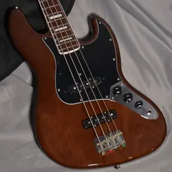 70'S JAZZBASS