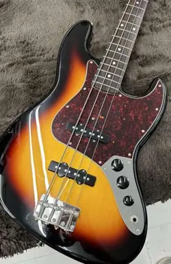 FENDER TRADNATIONALII