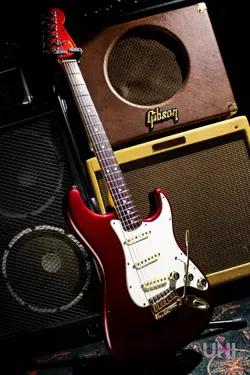 FENDER THE STRAT   1980