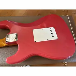 FENDER STRATOCASTER CS