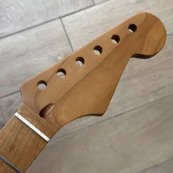 22 FRETS ROASTED MAPLE STRAT GUITAR NECK NITRO SATIN FOR DIY FENDER STRATOCASTER
