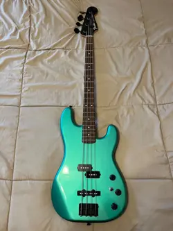 MIJ FENDER BOXER P J BASS IN SHERWOOD GREEN - WITH FENDER GIG BAG