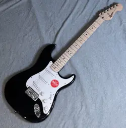 SQUIER BY FENDER SONIC STRATOCASTER MN BLK ELECTRIC GUITAR
