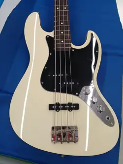 FENDER JAPAN AERODYNE JAZZ BASS USED 2014 BASSWOOD BODY MAPLE NECK W/GIG CASE