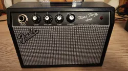 FENDER MINI '65 TWIN PORTABLE GUITAR AMP,BATTERY POWERED, TWO 3