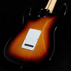STRATOCASTER MAPLE COLOR