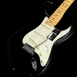 FENDER AMERICAN PROFESSIONAL II STRATOCASTER MAPLE FINGERBOARD BLACK WEIGHT: 3.4