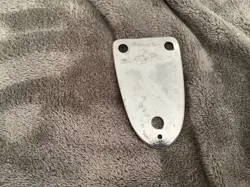 FENDER NECK PLATE E BOLT BASS