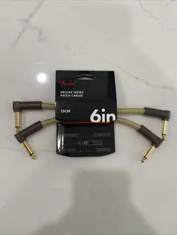 FENDER DELUXE SERIES 6