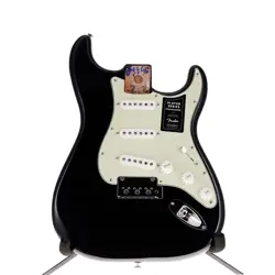 EXCLUSIVE PLAYER STRATOCASTER